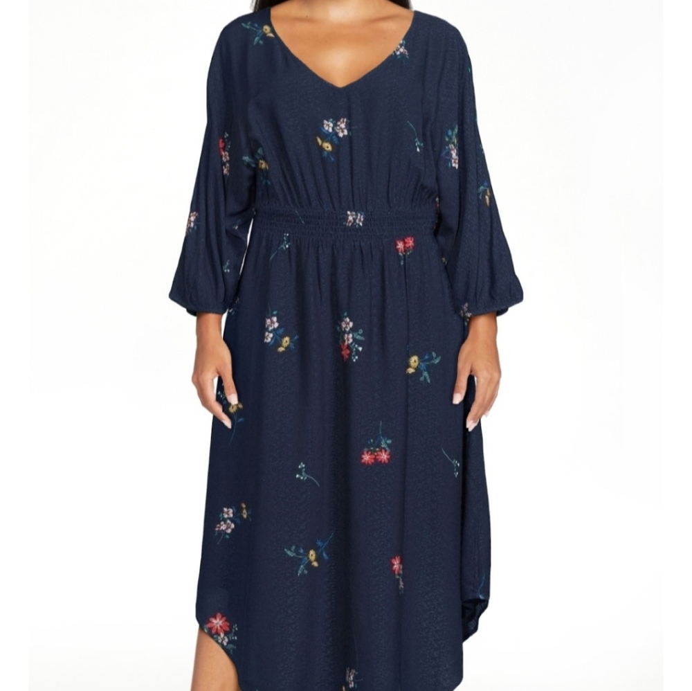Time and Tru V-Neck Dress